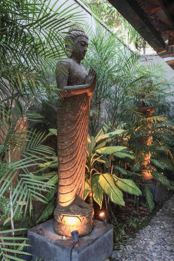 Asrina Villa's Villa Seminyak (Bali)